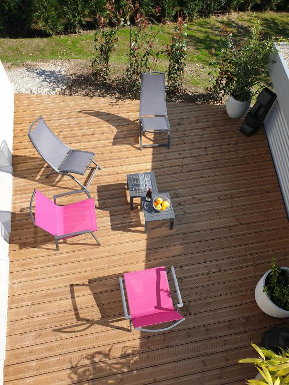 Zahrada ubytování L'appartement JARDIN avec vue montagnes