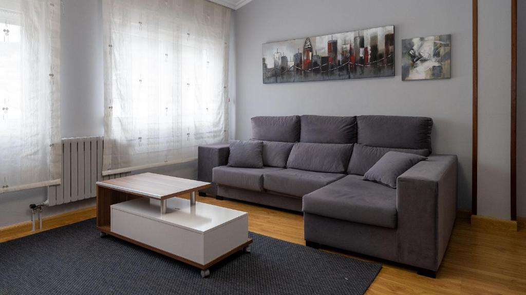 A seating area at Apartamento Loli 4