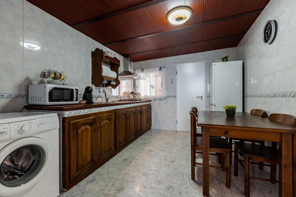 Kuchyňa alebo kuchynka v ubytovaní LA CASA DE PUNTA PALOMA