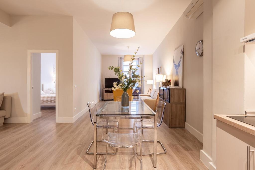 Kuchyňa alebo kuchynka v ubytovaní Urbe10 Angel Suites 2 Bedrooms Apartment 2A