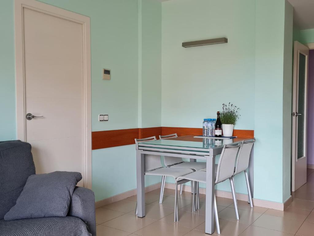 Fotografia z galérie ubytovania Fantastic 3 bedroom apartment, 300m to the sea v Lloret de Mar