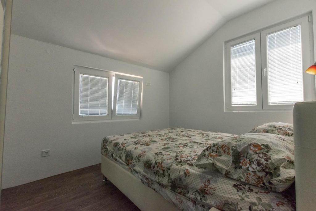 Gambar di galeri bagi Apartments Elena di Budva