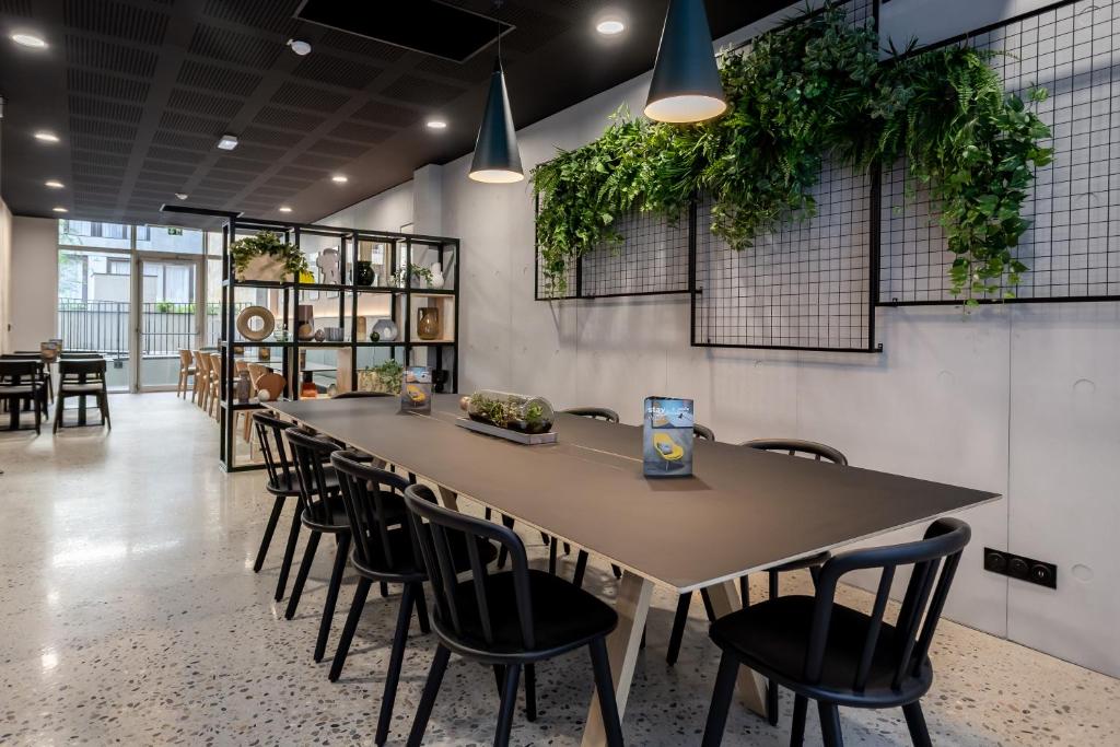 Staycity Aparthotels Bordeaux City Centre - Resim 12