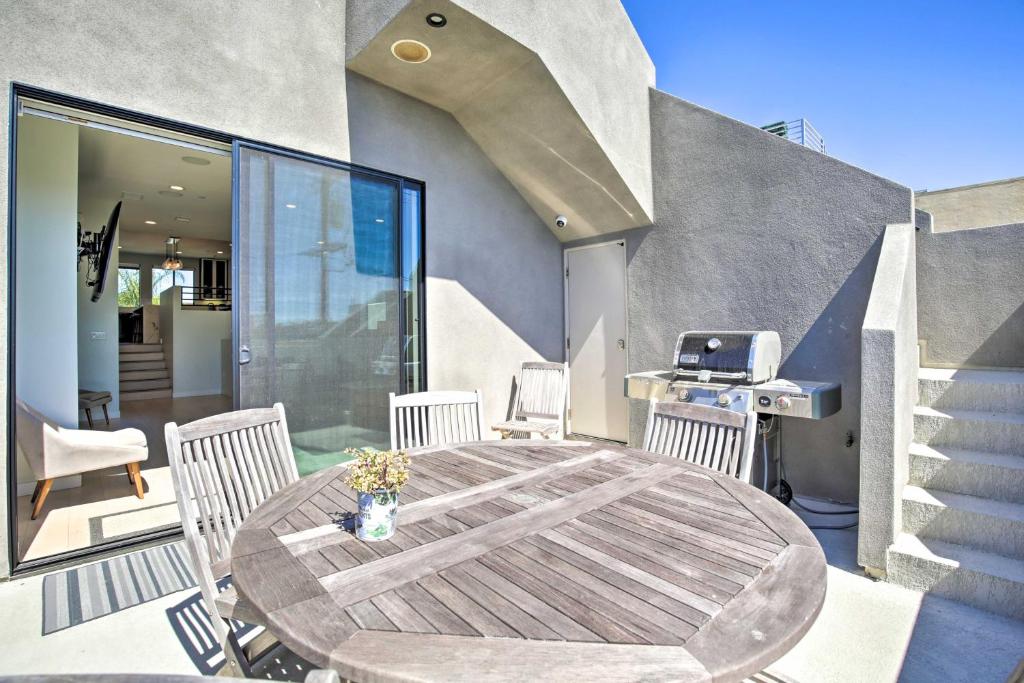 بالکن شیک سن دیگو روی پشت بام و منظره خلیج! - Chic San Diego Abode Rooftop Balcony and Bay Views!، بالکن شیک سن دیگو روی پشت بام و منظره خلیج!