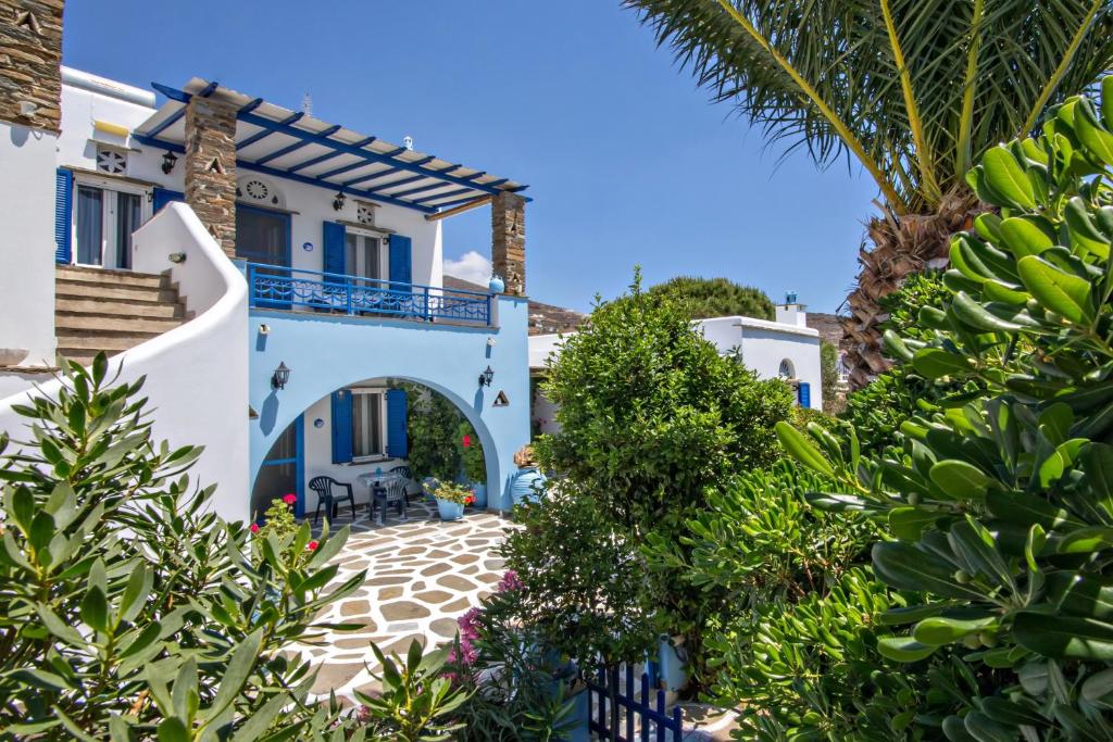Zahrada ubytování Irini Studios in Tinos