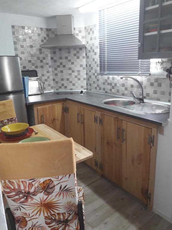 Kuchyňa alebo kuchynka v ubytovaní Apartamento Trini