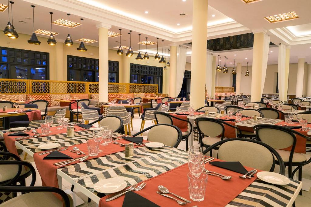 Restaurace v ubytování Sol Oasis Marrakech - All Inclusive