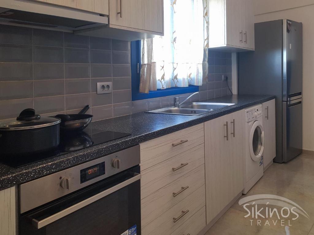 Zdjęcie z galerii obiektu Kastro Elegant House w mieście Sikinos