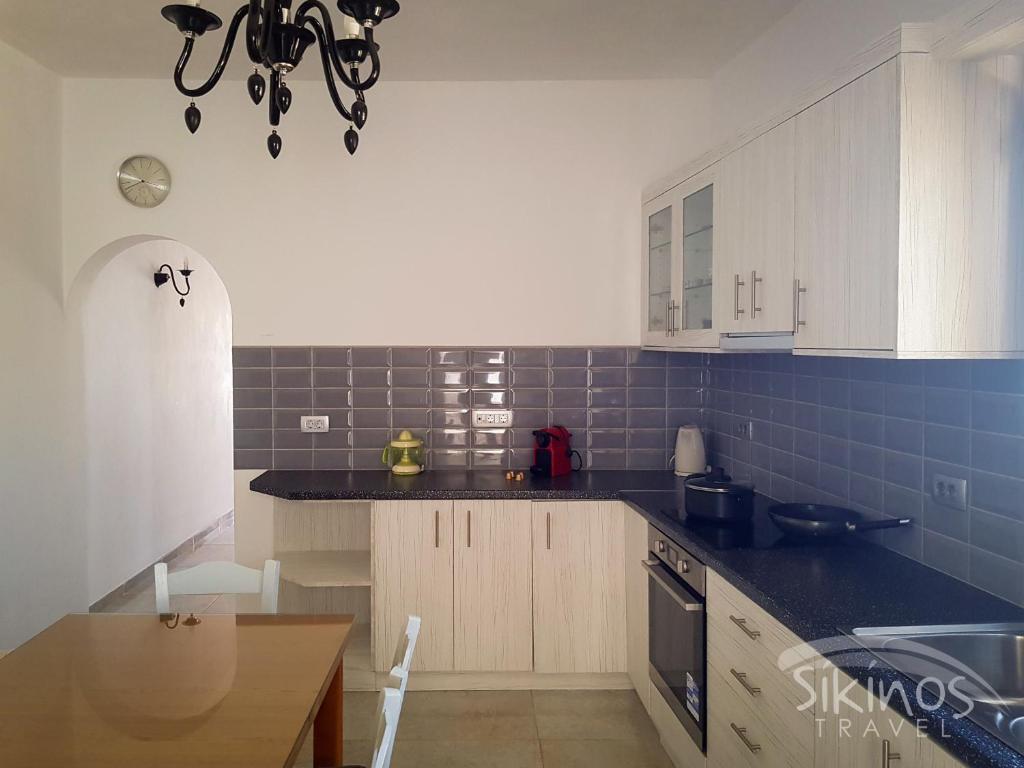 Zdjęcie z galerii obiektu Kastro Elegant House w mieście Sikinos