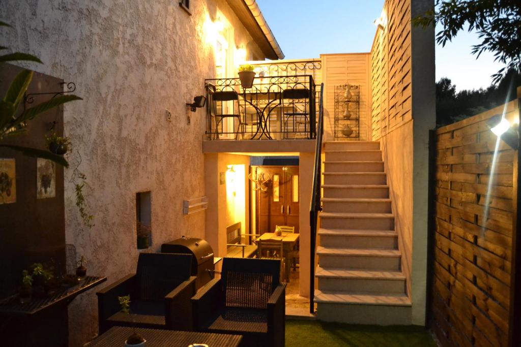 Budova, kde se apartmán nachází