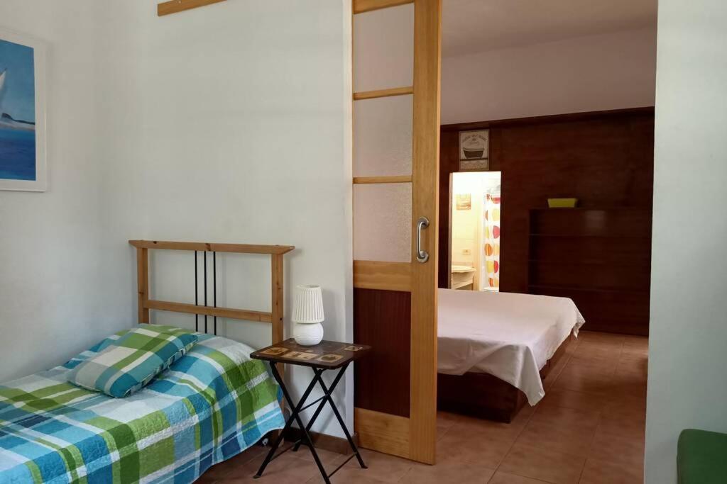 Fotografie z fotogalerie ubytování Apartamento-Bungalow con jardín y garaje v destinaci Santa Cruz de Tenerife