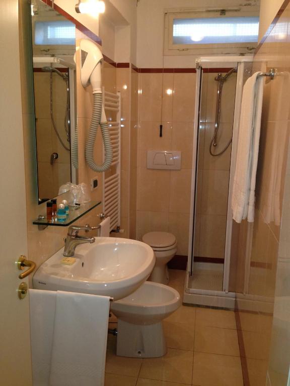 Koupelna v ubytování Hotel Adriatico
