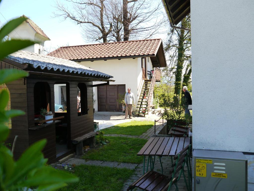 Zahrada ubytování Apartments Boris
