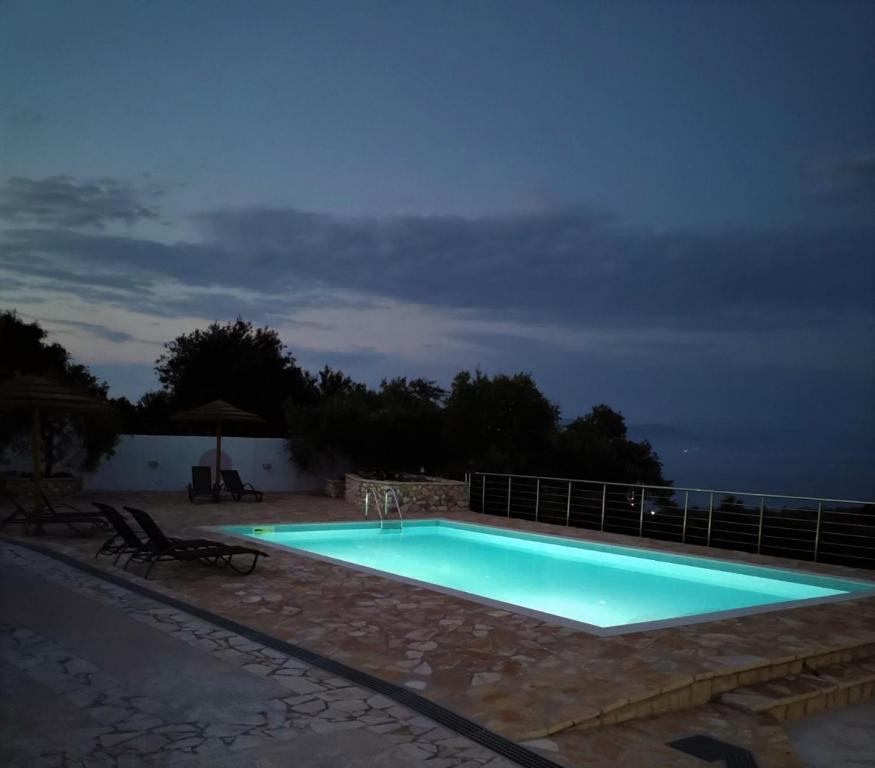 Electra Villa & Pool Studios - 7