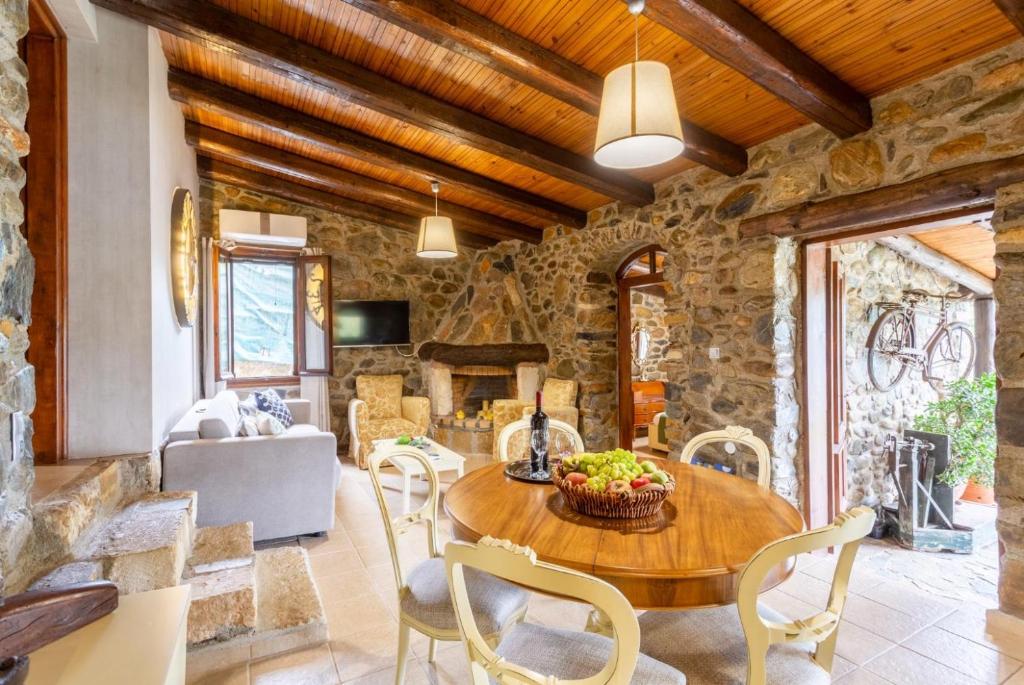 TV a/nebo společenská místnost v ubytování Villa Casa Avocado