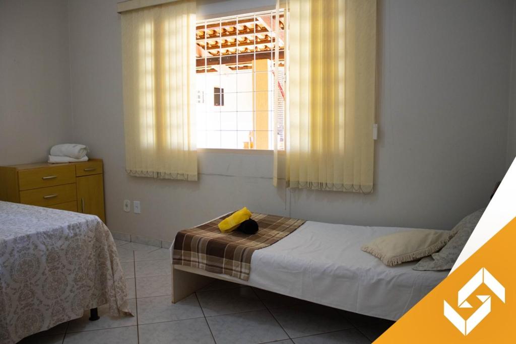 Casa com 03 quartos e piscina aquecida em bairro residencial  Casa com 03 quartos e piscina aquecida em bairro residencial