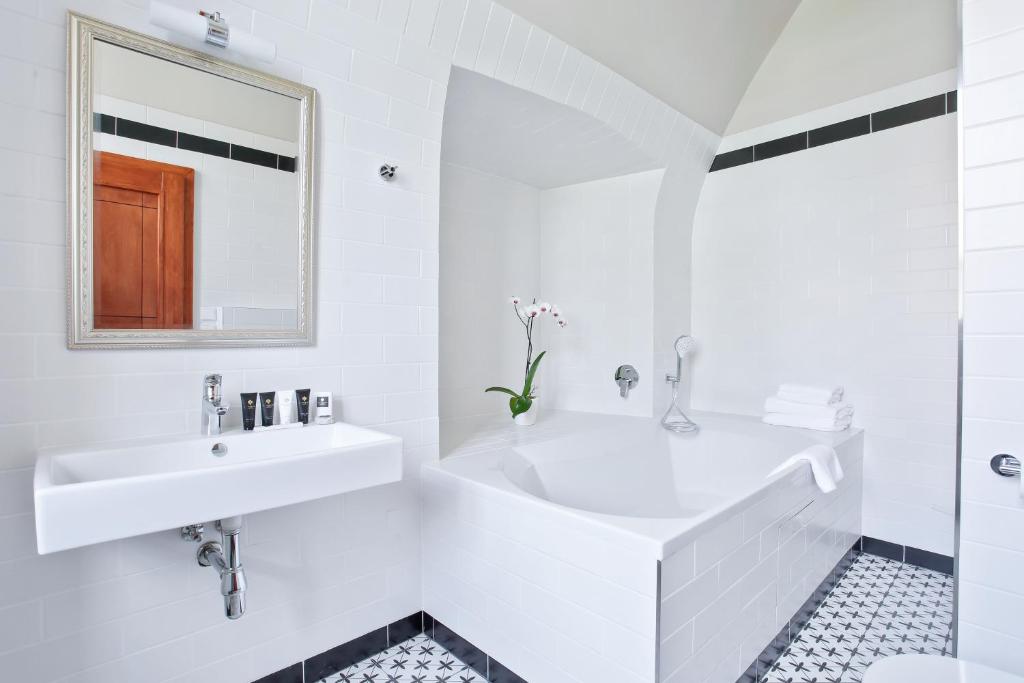 Koupelna v ubytování Zámecký hotel & Wellness