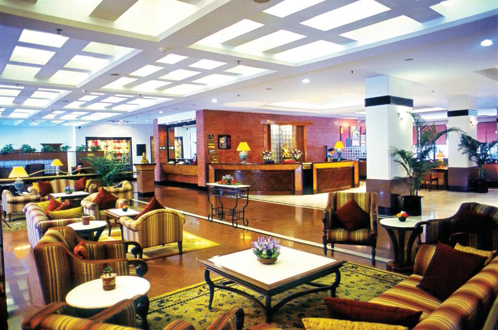 Prostor za sedenje u objektu Radisson Hotel Kathmandu