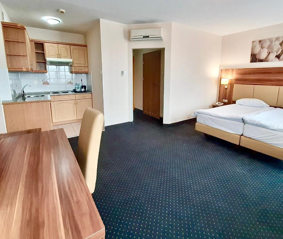 Poleczki Residence Apartments - Deluxe Double Room