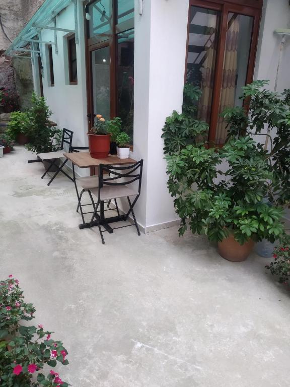 Isufi Guest Houses - Image 12
