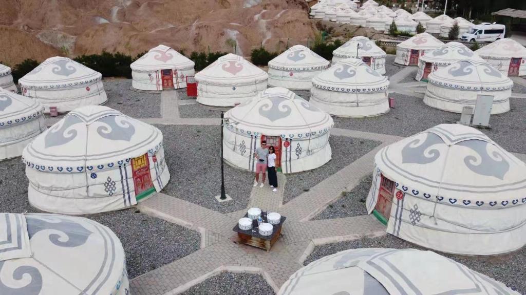 KaoShan Tent Zhangye - Tente Avec Lit Jumeau