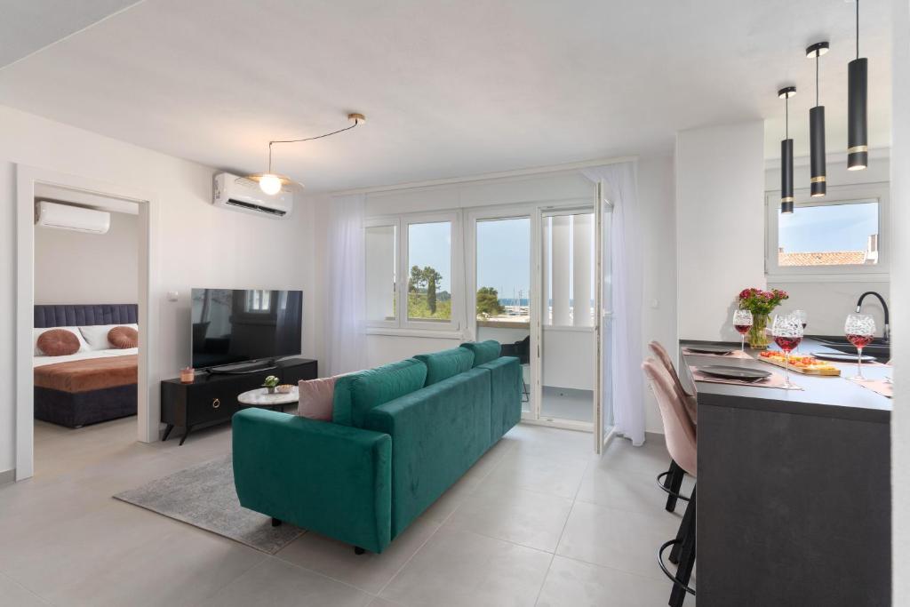 Kuchyňa alebo kuchynka v ubytovaní Ampelea apartment