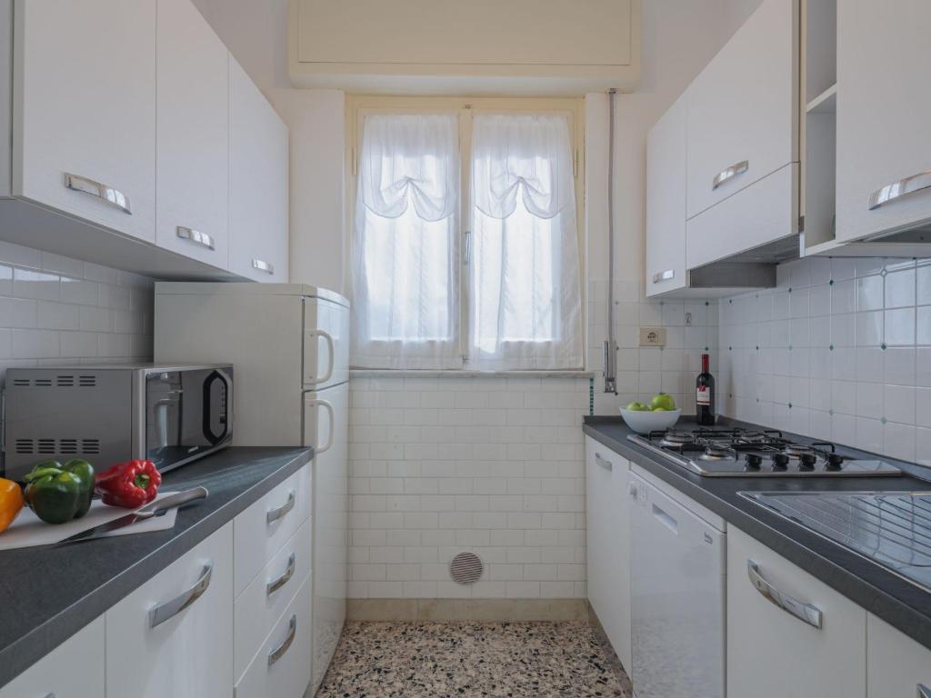 A kitchen or kitchenette at Holiday Home Manuela by Interhome