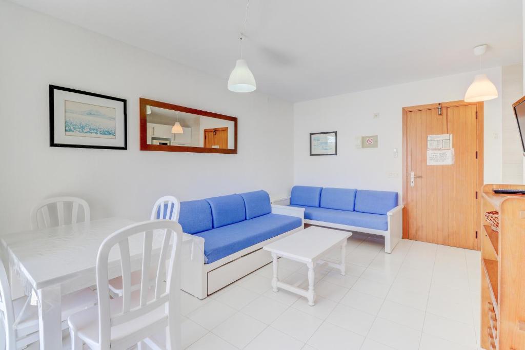 Posedenie v ubytovaní Apartamentos Llevant