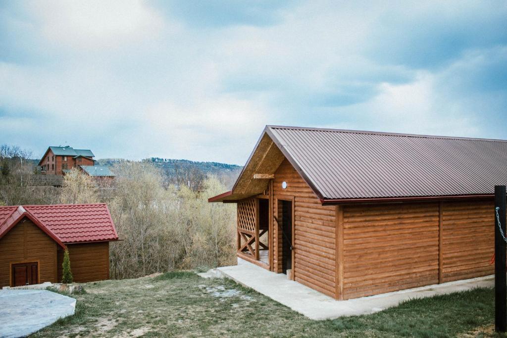 Драйв на Дністрі - Housity