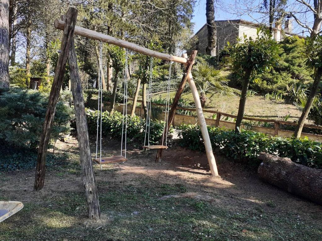 Herní místnost nebo prostor pro děti v ubytování Tuscan hills near Florence - stone farm house