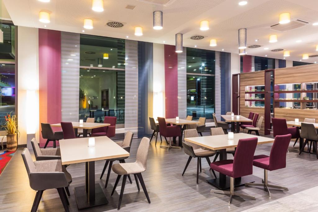 Restaurace v ubytování Park Inn by Radisson Neumarkt