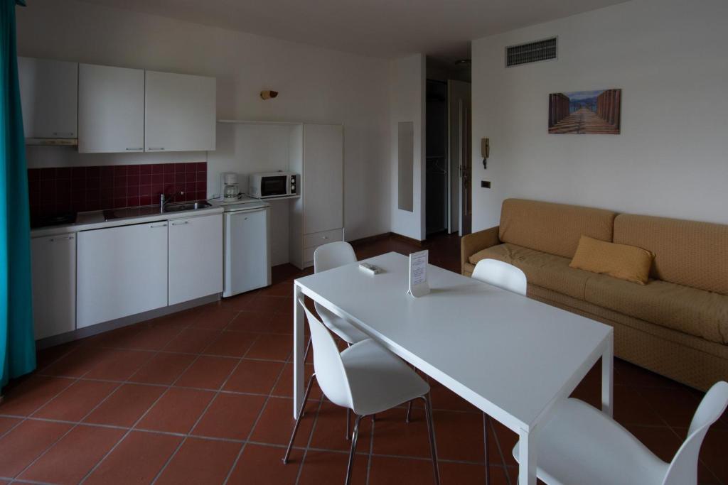 Kuchyň nebo kuchyňský kout v ubytování Residence Sporting