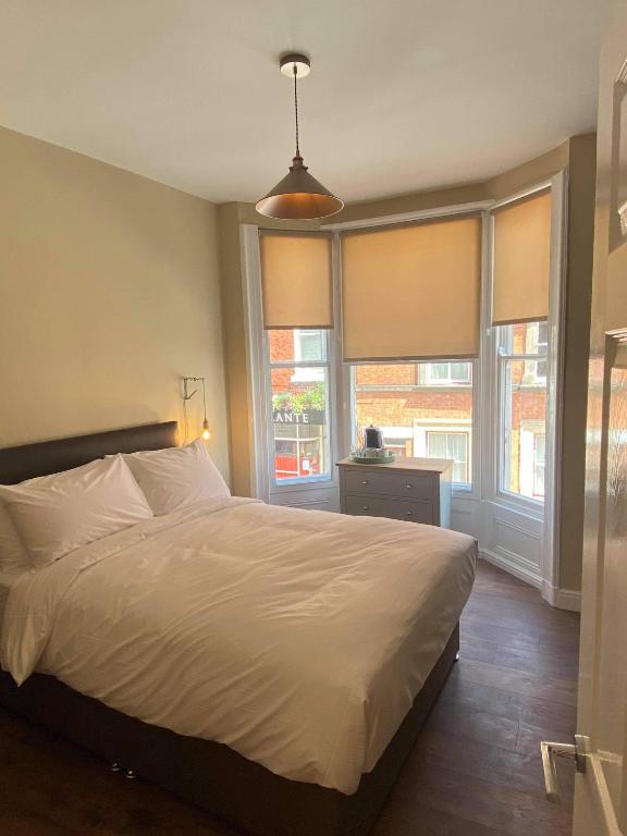 The Black Swan Hotel - Resim 7