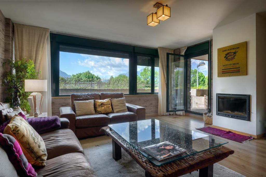 Posezení v ubytování Peña Sabocos II Apartamento Turístico Panticosa