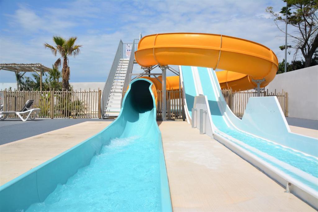 Gallery image of CAMP'HOTEL LE THAO LA ROCHELLE-ILE DE RE in LʼHoumeau