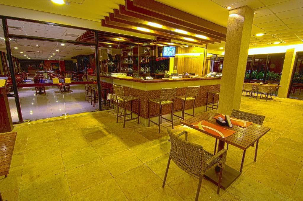  Hotel Praia Centro
