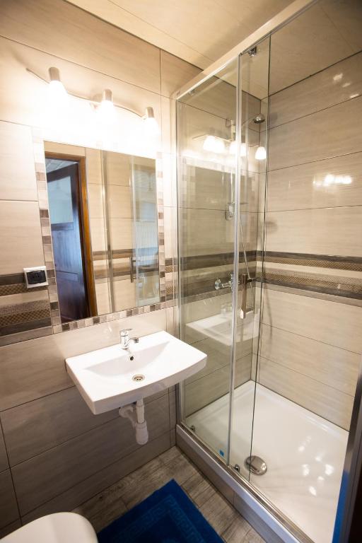 U Haliny - Triple Room With Mountain View