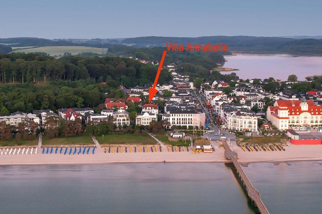 an aerial view of a town next to the water at Ferienwohnung-7-Auszeit-in-der-Villa-Annabelle in Binz