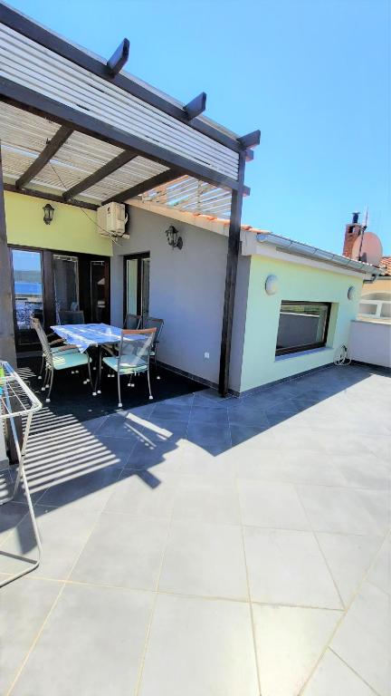 Budynek, w którym mieści się apartament