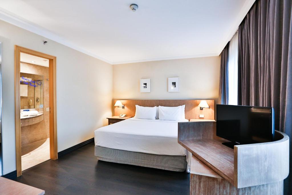  Park Inn by Radisson Berrini