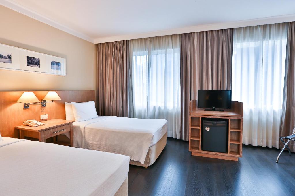  Park Inn by Radisson Berrini