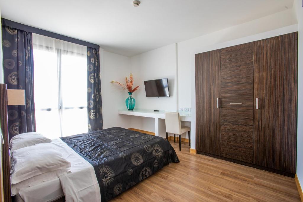 Matrix Hotel & Residence - Superior Double Room