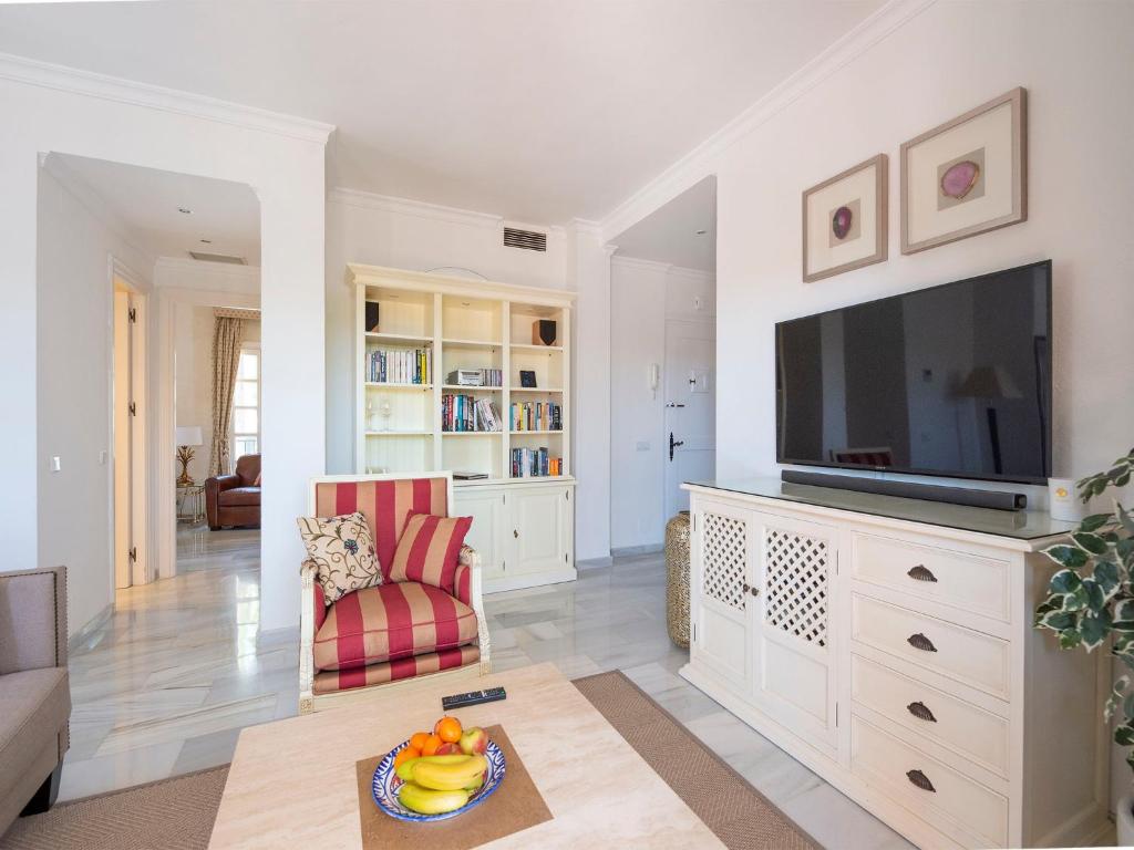 Televízia a/alebo spoločenská miestnosť v ubytovaní Apartment Las Ranas by Interhome