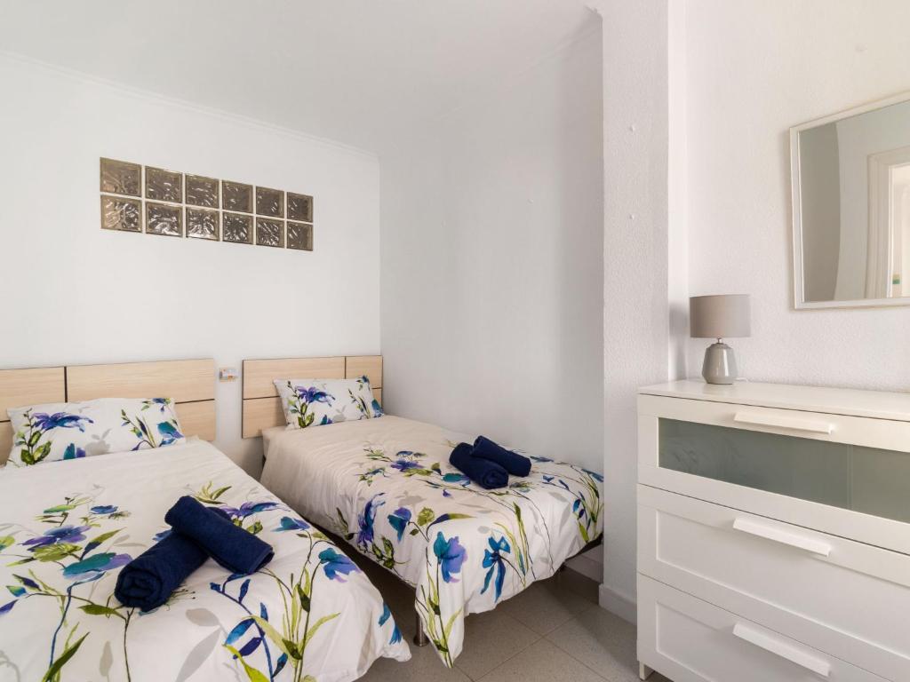 Posteľ alebo postele v izbe v ubytovaní Apartment Oasis by Interhome