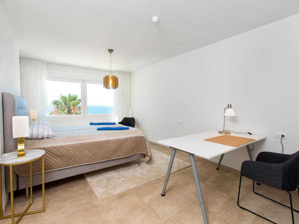 Posezení v ubytování Holiday Home Panorama Beach by Interhome