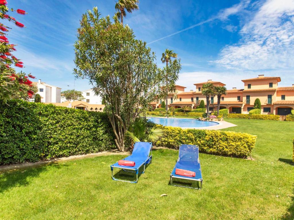 Vonkajšia záhrada v ubytovaní Holiday Home Port Pals Village by Interhome
