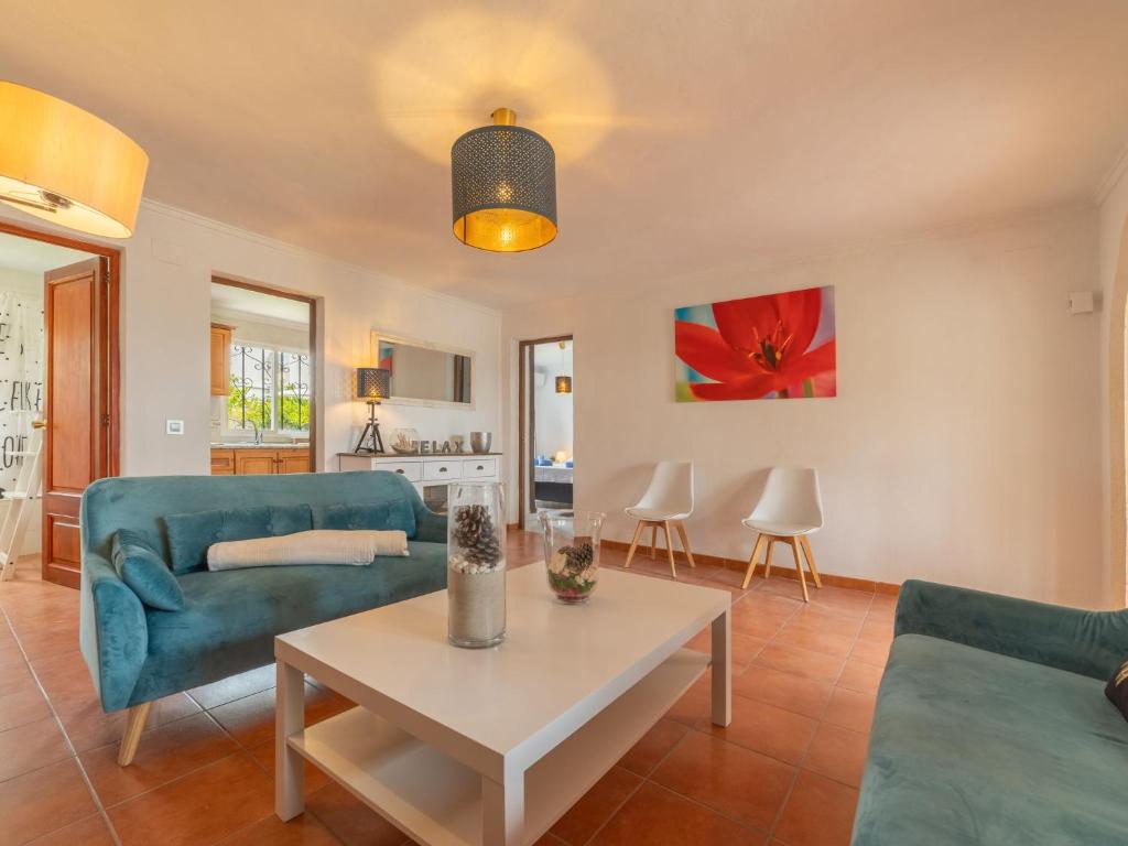 Posedenie v ubytovaní Villa Can Delfin Alcudia by Interhome