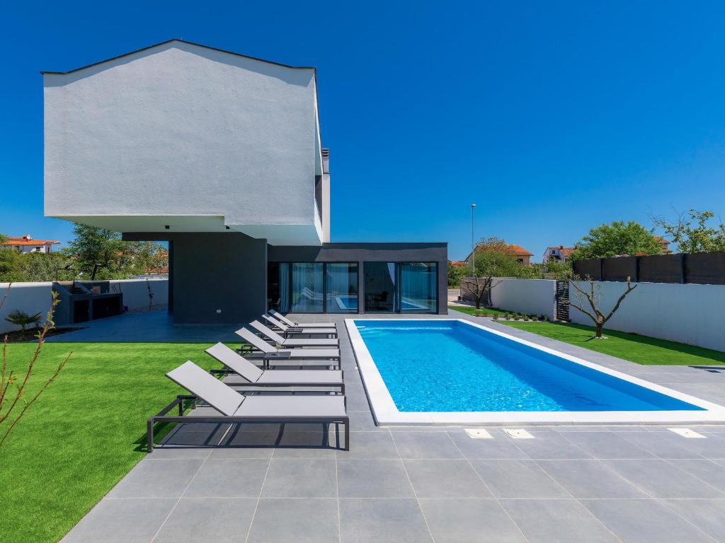 Villa Dots n' Stripes by Interhome