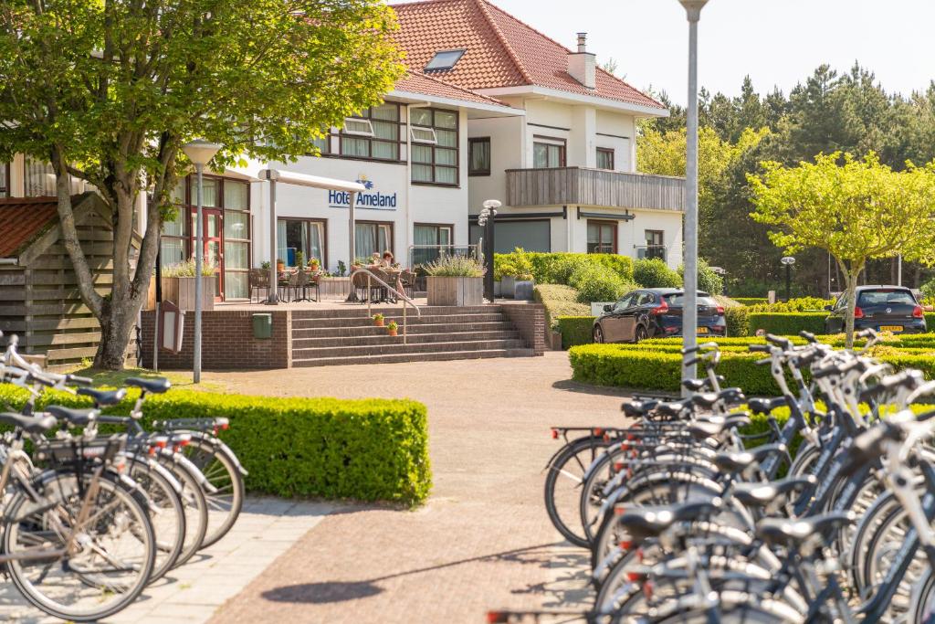 Jízda na kole v ubytování Hotel Ameland nebo okolí
