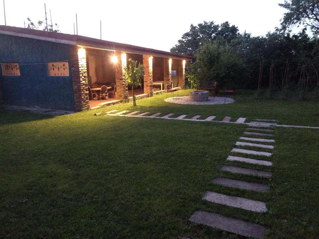 Zahrada ubytování Omsi House